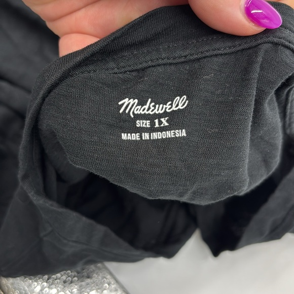 Madewell Whisper Cotton V-Neck T-Shirt - Picture 5 of 6